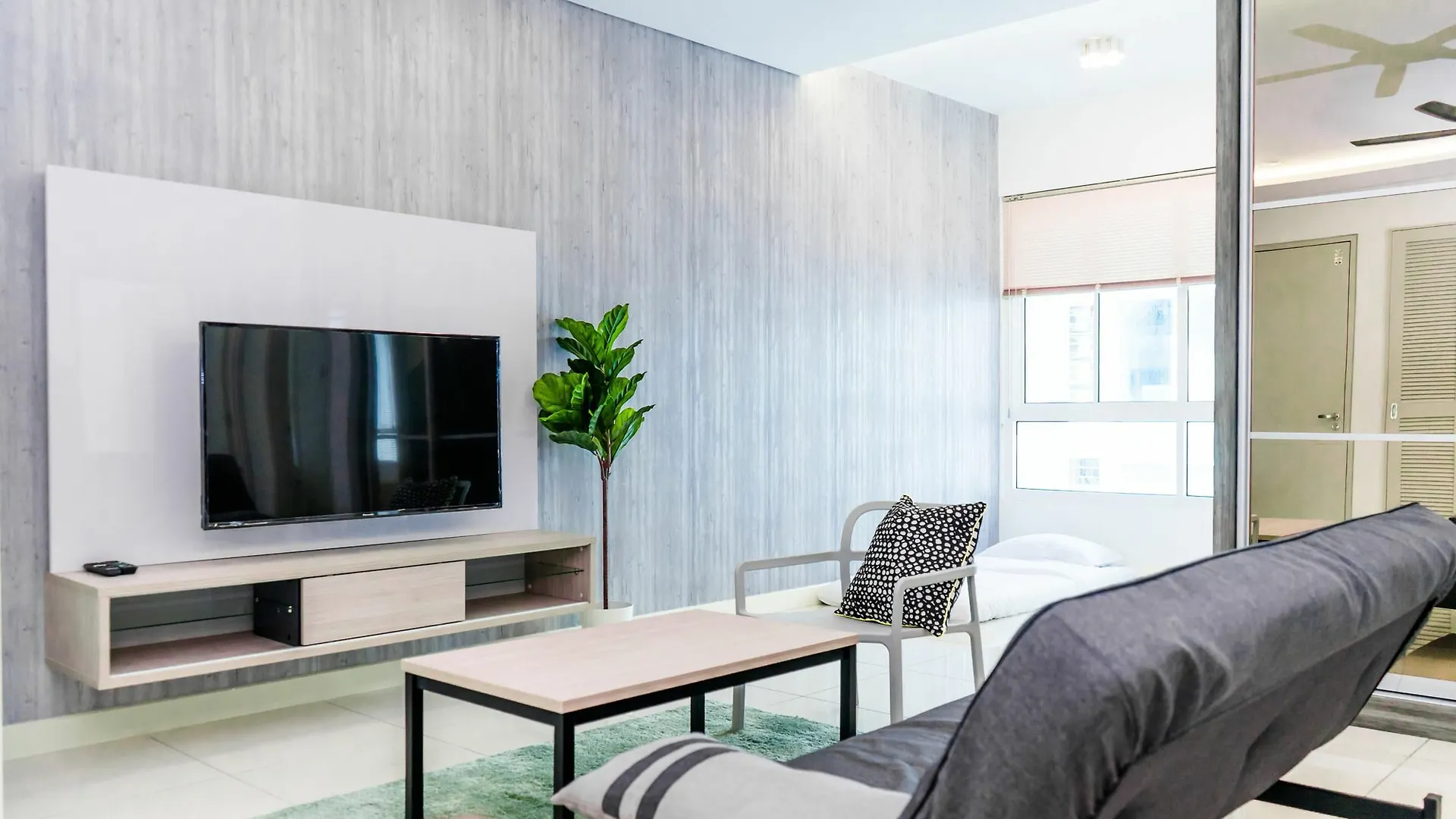 Hotel V Residence 3 Homestay - Sunway Velocity Kuala Lumpur